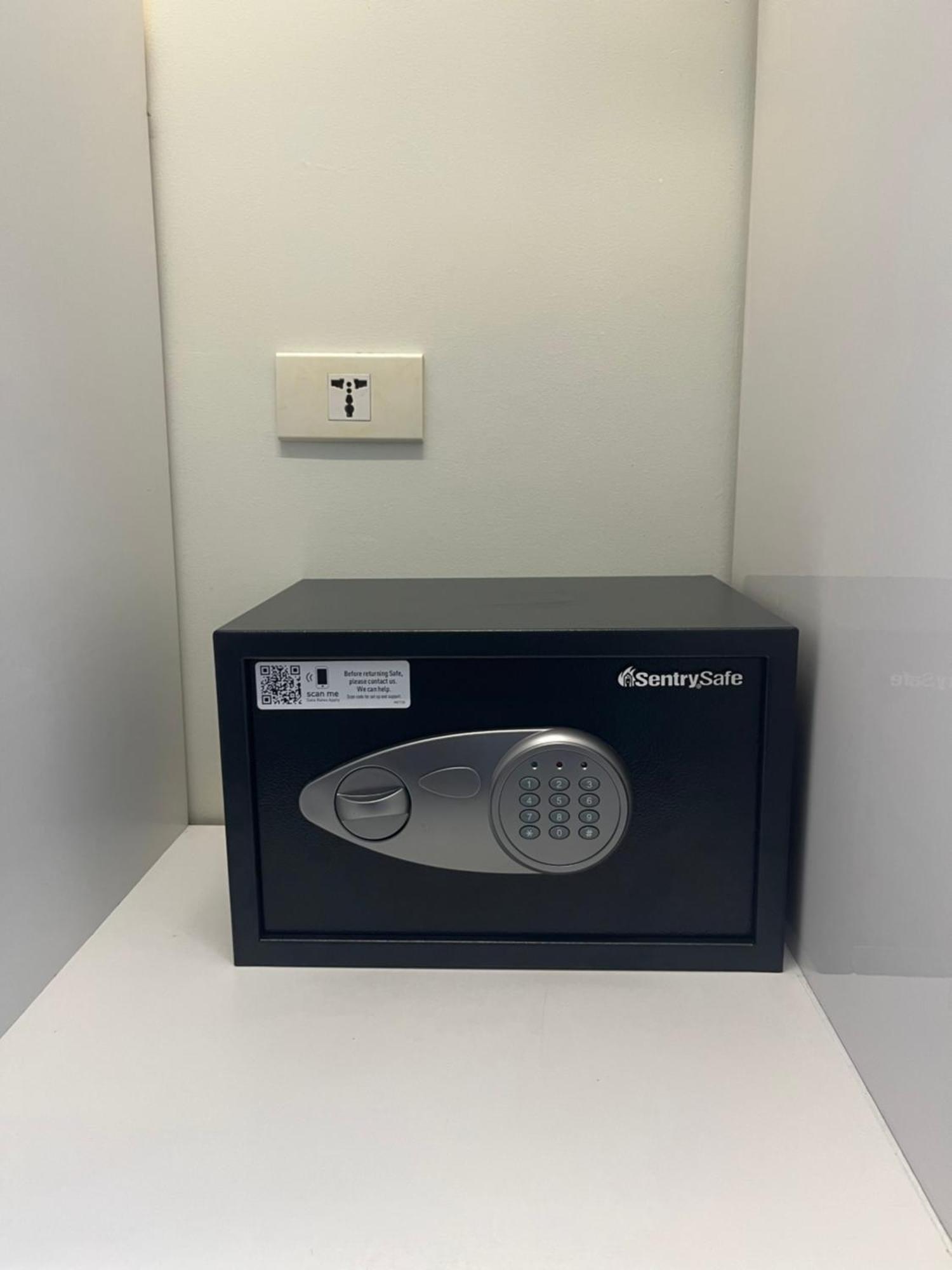 Aesthetic Functional Minimalist Space Sunvida Tower Sv1716 세부 외부 사진